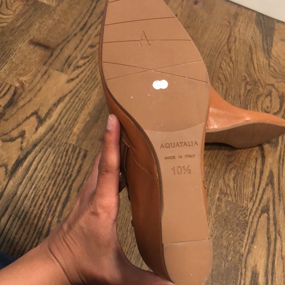 AQUATALIA Palmer women pointed ankle hidden wedge boots color tan FITS LIKE sz 9 - Picture 9 of 14